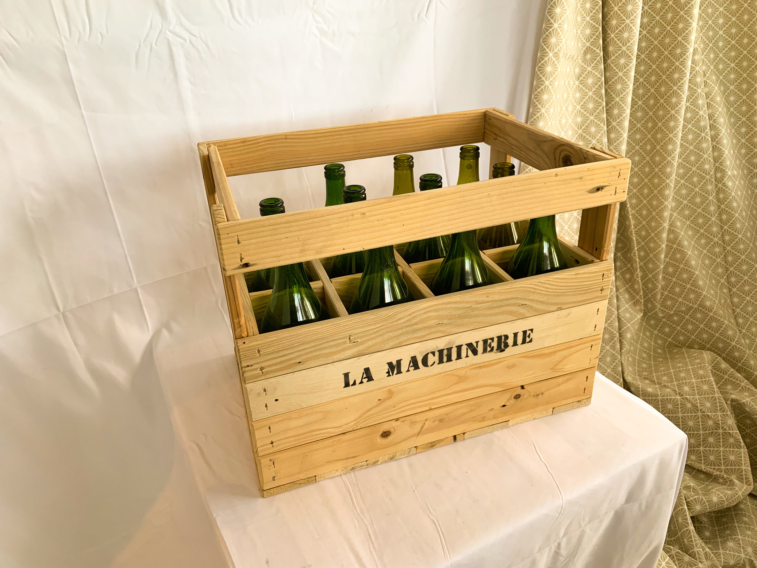 Casier 12 bouteilles 75 cl en bois Le Mans et Laval - ITER LE MANS