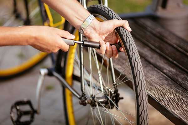 1-faire-reparer-son-velo-par-un-reparateur-competent-thionville offre-emploi-encadrant-vélo-vel'nature-le-mans